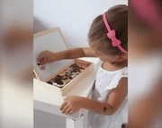 Magnetic Puzzle Drawing Board 🎨