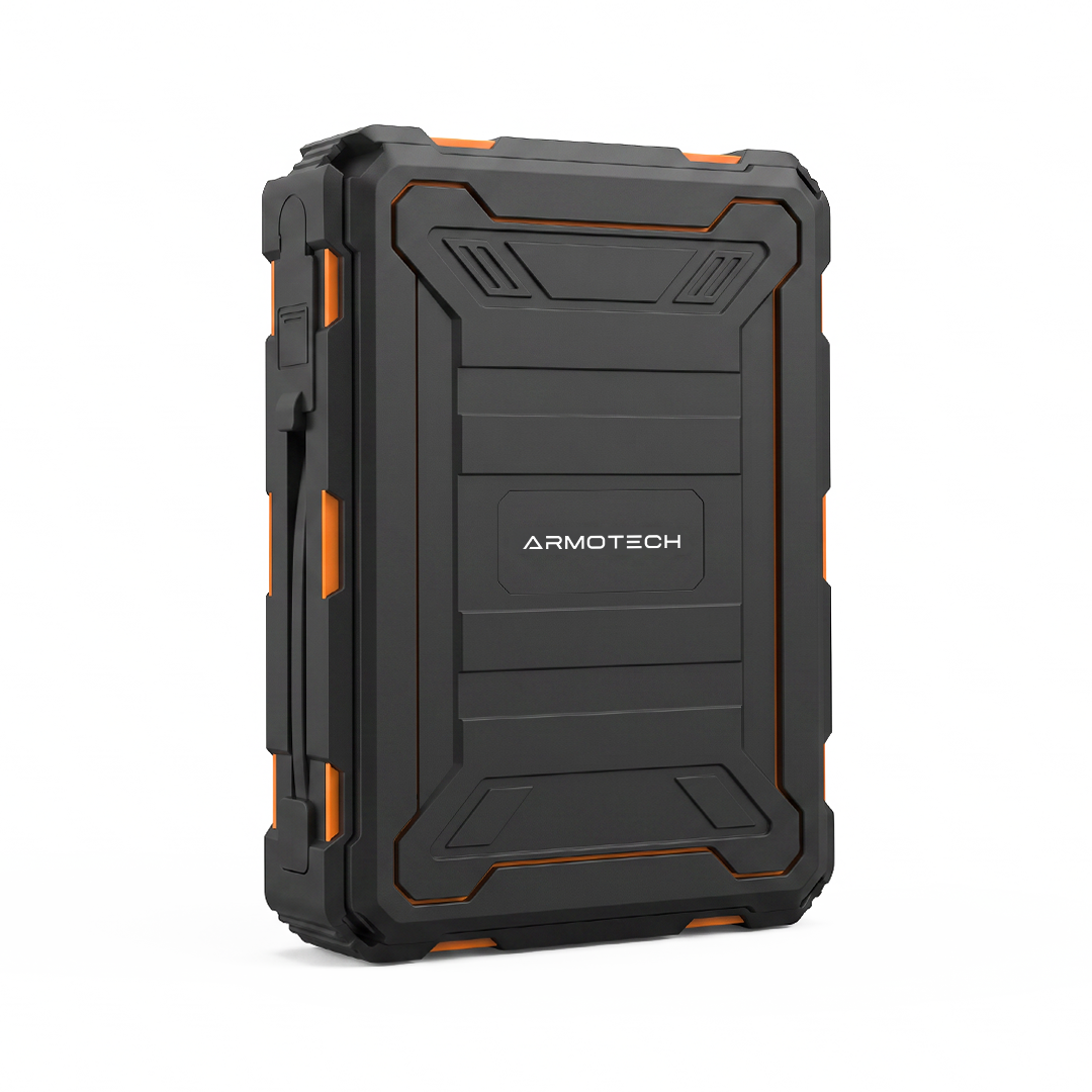 Outlast Power Bank Bundle.