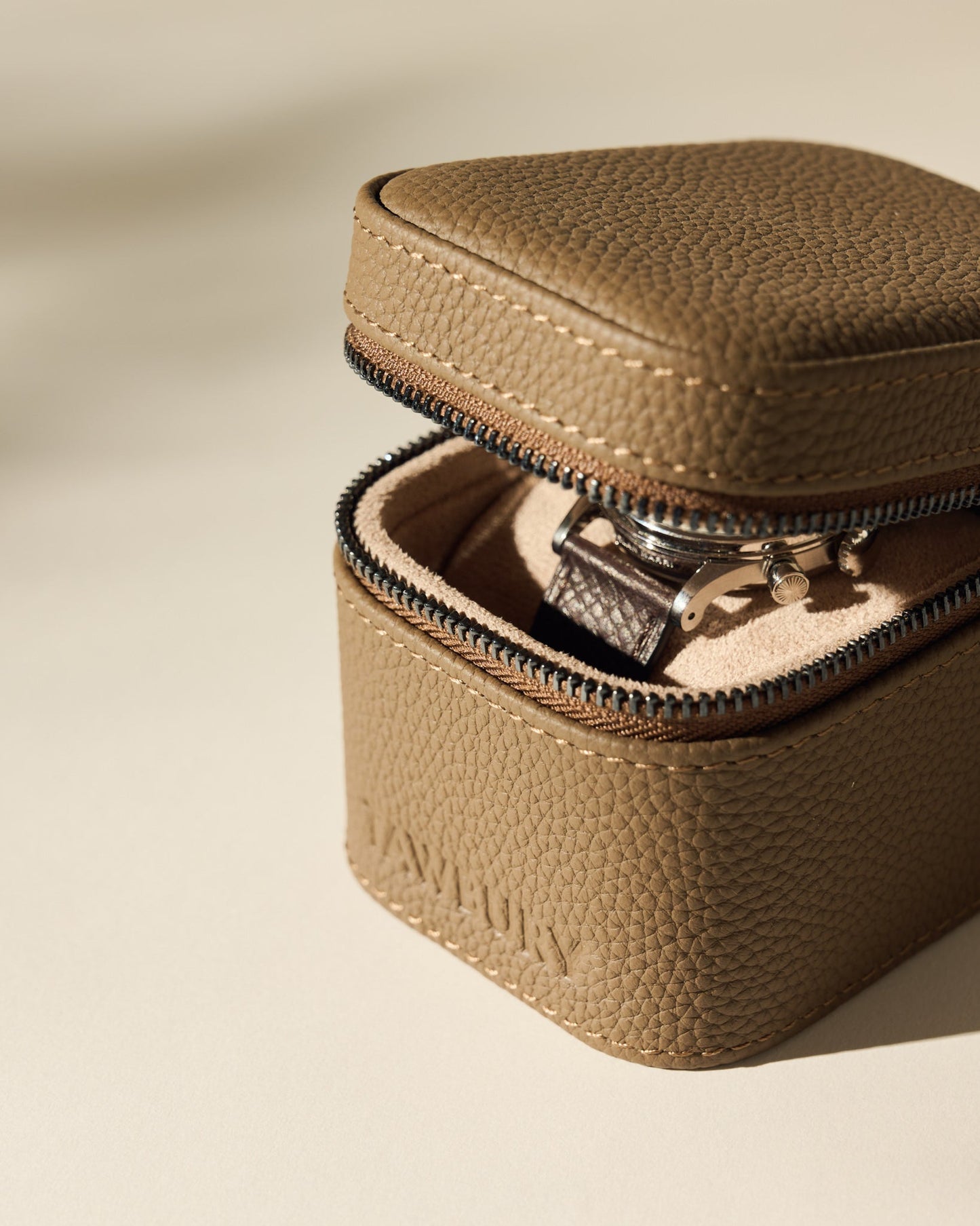 Fraser 1 Watch Case - Truffle Taupe